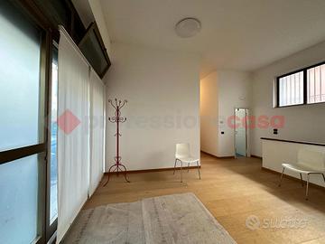 Ufficio Arezzo [RIF U/S369ACU]