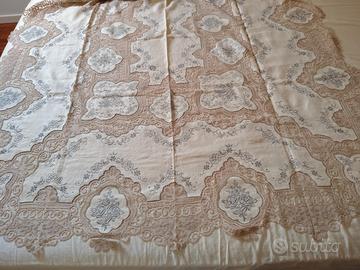 Tovaglia Lino e Pizzo Cantù/Tombolo Anni 50/70 