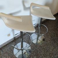 Sgabelli di design Colico GEO bianchi