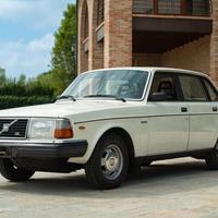 1982 VOLVO 244 GL - VLV00009