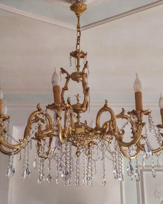 Lampadario classico a 8 luci