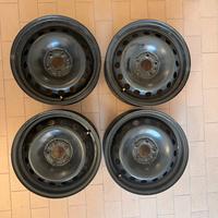 Cerchi in acciaio da 15” a 5 fori