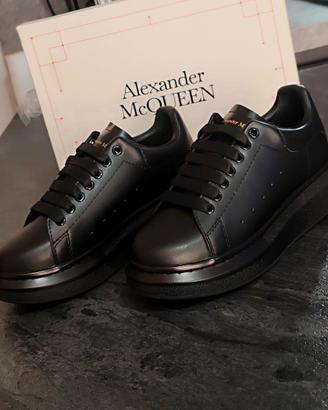 Alexander McQueen - NERE 