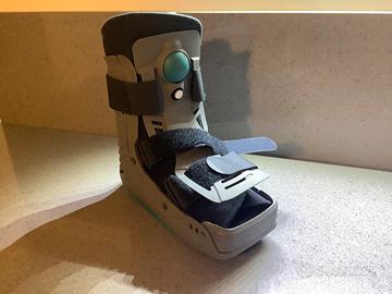 Scarpa ortopedica Air Walker per caviglia