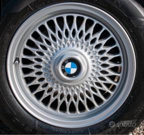 4 cerchi + 1  BMW anni 90 LEGGERE BENE