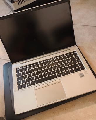 Portatile HP i5 10th gen