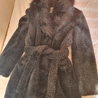 cappotto in Astrakan 