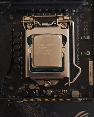 intel i5-11400F con scatola e dissipatore