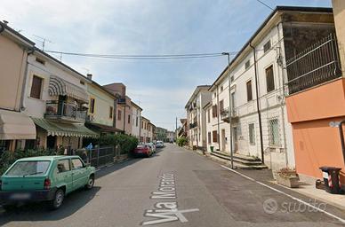 Vigasio-Due Camere-Arredato-Garage-Balcone