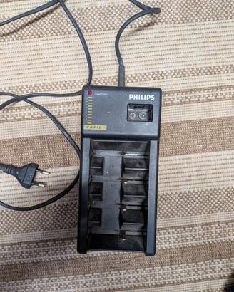 Caricabatterie Universale Philips Rapid PNC 511