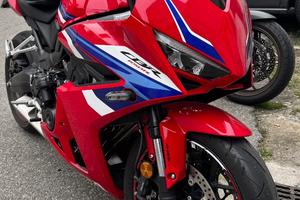 HONDA CBR 650R E-CLUTCH