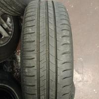 Gomme estive Michelin 185/65 R15 (Cerchi Renault)