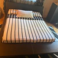 Letto di Poltrona Frau king size in pelle marrone