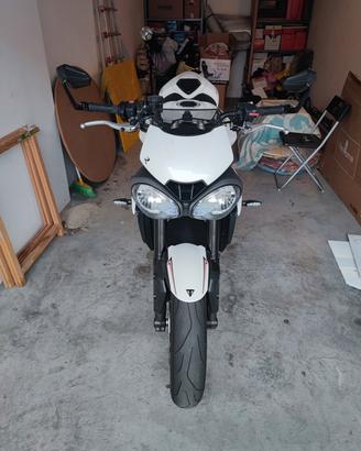Triumph Street Triple 765 