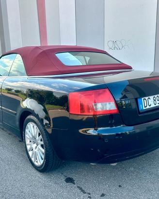 Audi a4 cabrio 2.5 tdi  Anno 2003 Km240.000 Euro 5