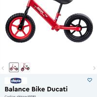 Bicicletta chico bimbo rossa 2/5 anni nuova.