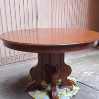 Tavolo rotondo artistico del 1975