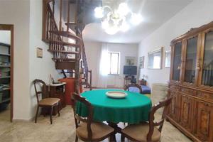 APPARTAMENTO Cielo-Terra con Giardino e Ingresso I