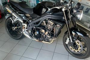 Triumph speed triple