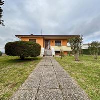VILLA SINGOLA A POZZONOVO