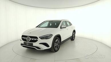 MERCEDES-BENZ GLA 180 d Advanced auto