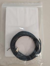 Antenna per ricezione radio DAB da auto
