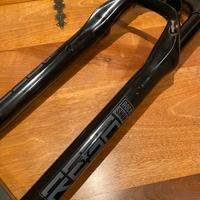 Forcella reba rockshox boost 29 100 mm mtb bici