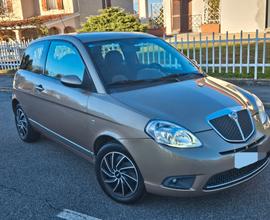Lancia Ypsilon 1.2 benzina neopatentati