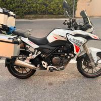 Benelli TRK 251 - 2023