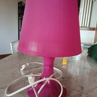 lampada rosa da comodino cameretta 