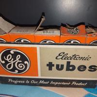 5 Valvole Electronic tubes 6T8A.