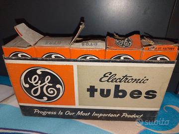 5 Valvole Electronic tubes 6T8A.