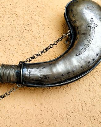 porta polvere militare