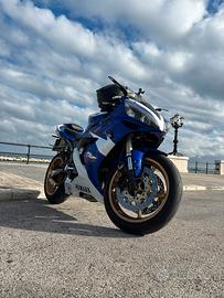 Yamaha R1