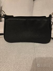 Borsetta a tracolla nera