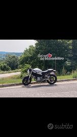 Ducati Monster S2R 1000
