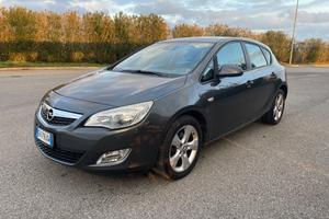 Opel Astra 1.7 CDTI 110CV 5 porte