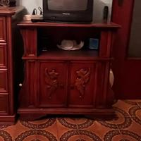 Porta Tv e porta bottiglie