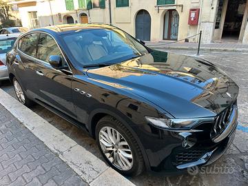 Splendida maserati levante 2019
