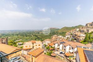 3 LOCALI A GUIDONIA MONTECELIO
