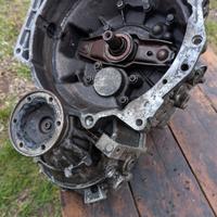 cambio manuale Volkswagen Golf 02J301107C