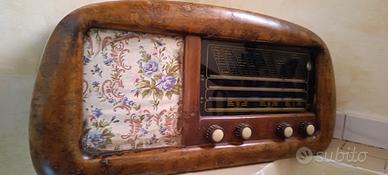 come da foto radio di epoca