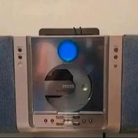 Stereo CD/Radio marca Philips