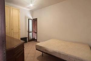 Artena bilocale con cortile e posto auto