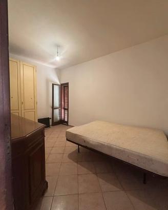 Artena bilocale con cortile e posto auto