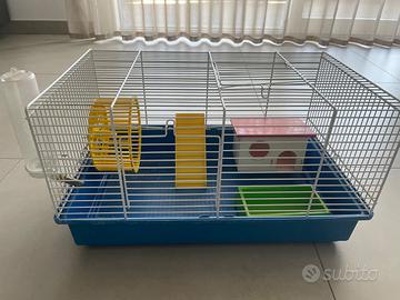 Gabbia per criceti compreso di componenti interni