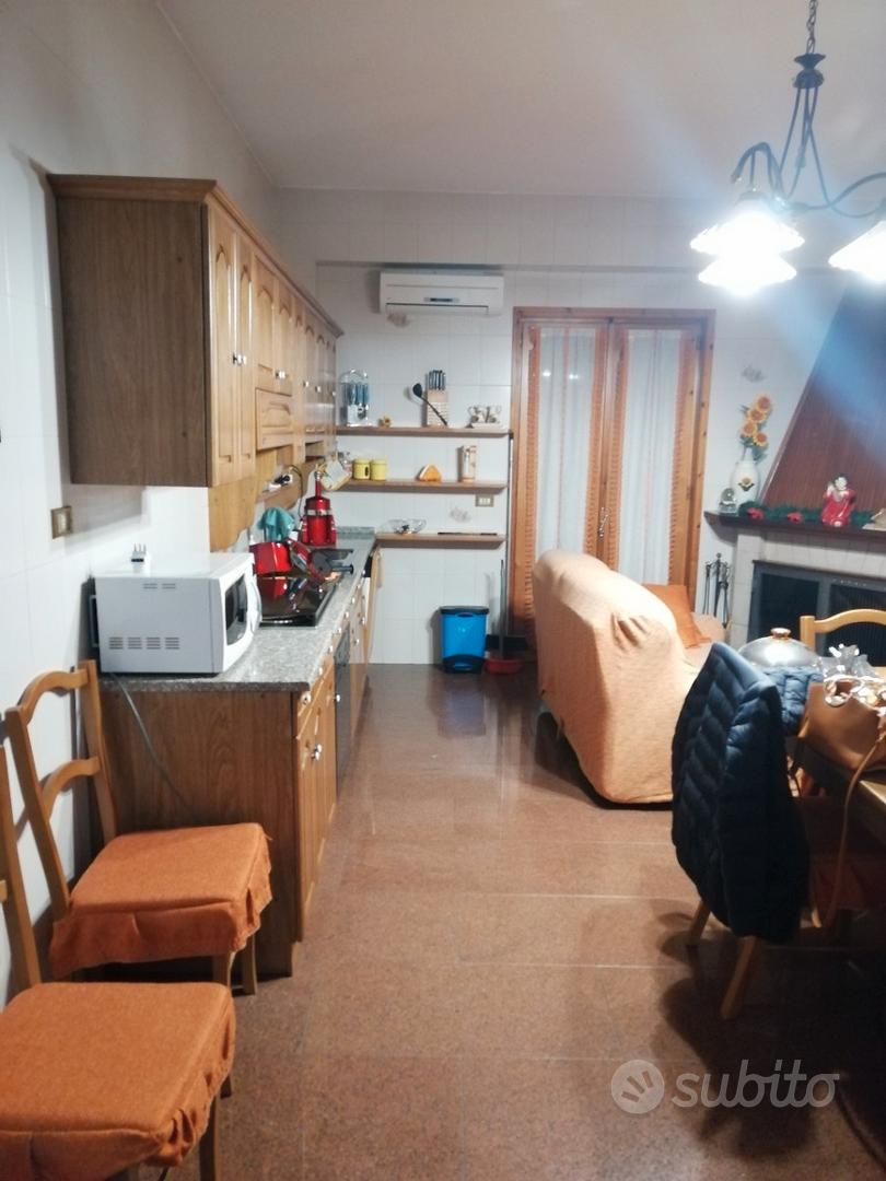 Ampio e Luminoso Quadrilocale con Terrazzo di 130 - Vista 6