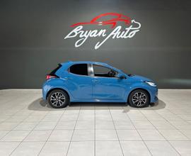 Toyota Yaris 1.5 Hybrid 5 porte Lounge Blue