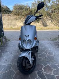 Phantom F12 50 AC Cat