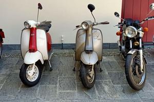 VESPA LAMBRETTE GUZZI BENELLI